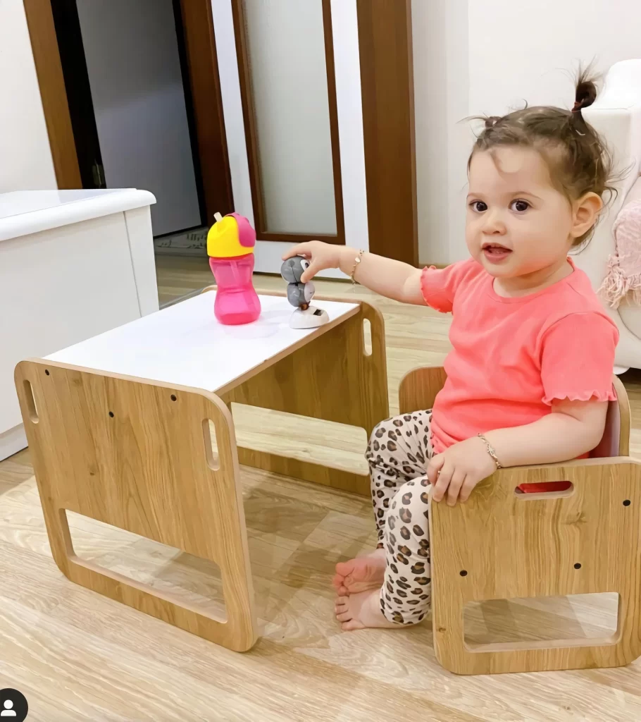 toddler table and chairs